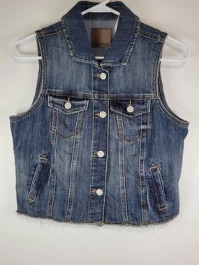 MAURICES  Button Down Blue Denim Raw Hem Jean Jacket Vest Women's Sz S